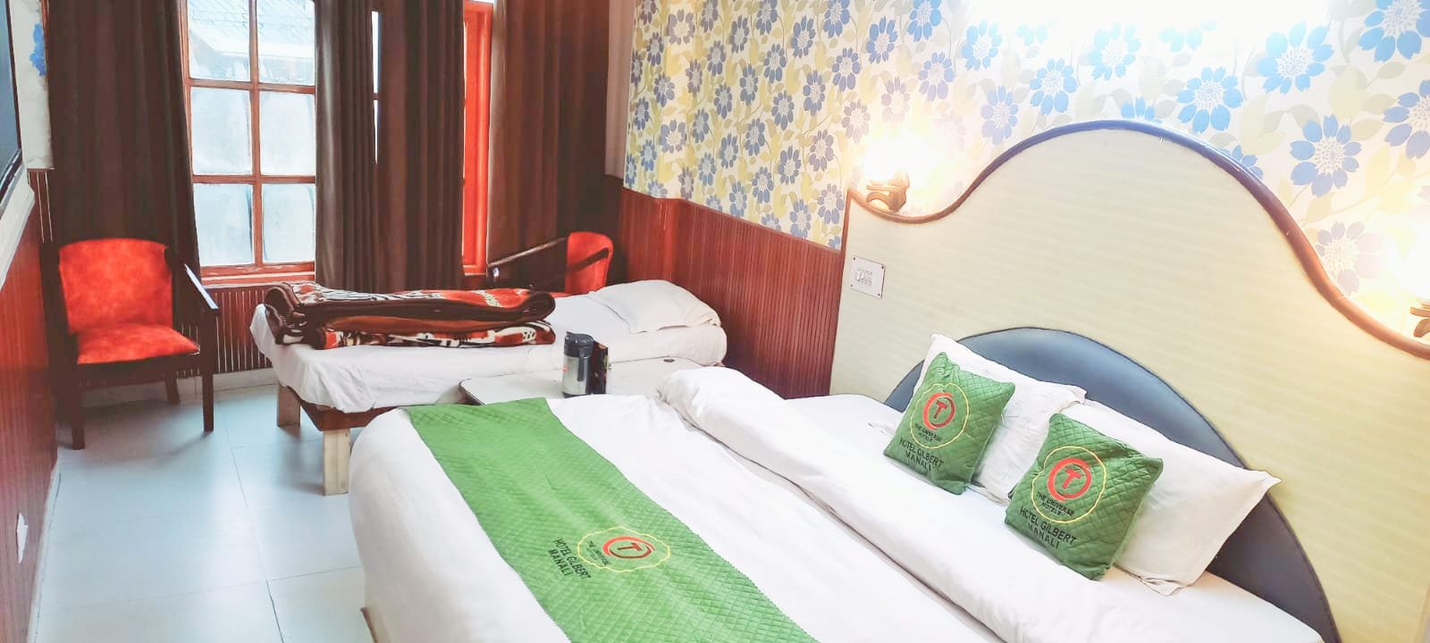 Hotel Gilbert Manali - Room view